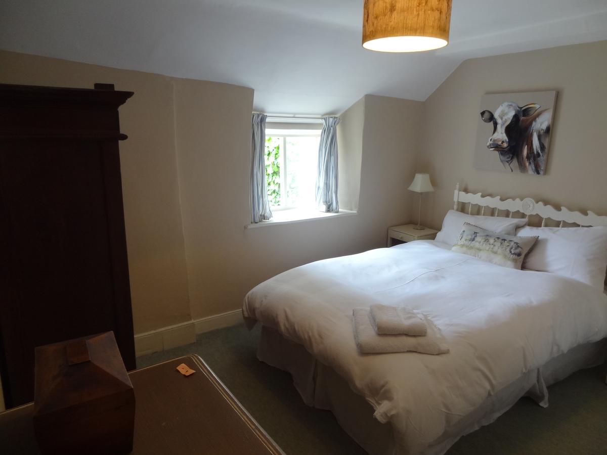 Huxham Farmhouse Bed and Breakfast East Pennard Exterior foto