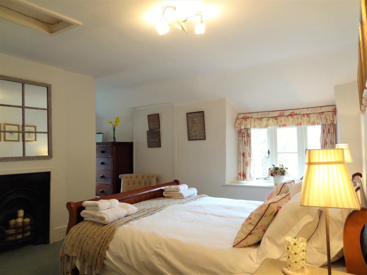 Huxham Farmhouse Bed and Breakfast East Pennard Exterior foto